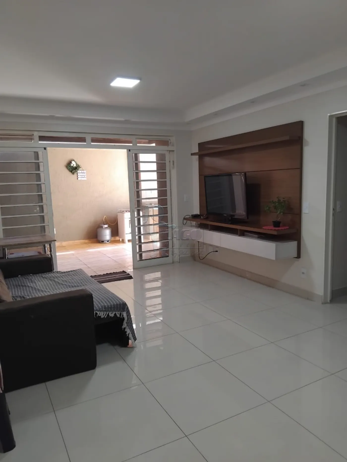 Comprar Apartamento / Padrão em Ribeirão Preto R$ 320.000,00 - Foto 5