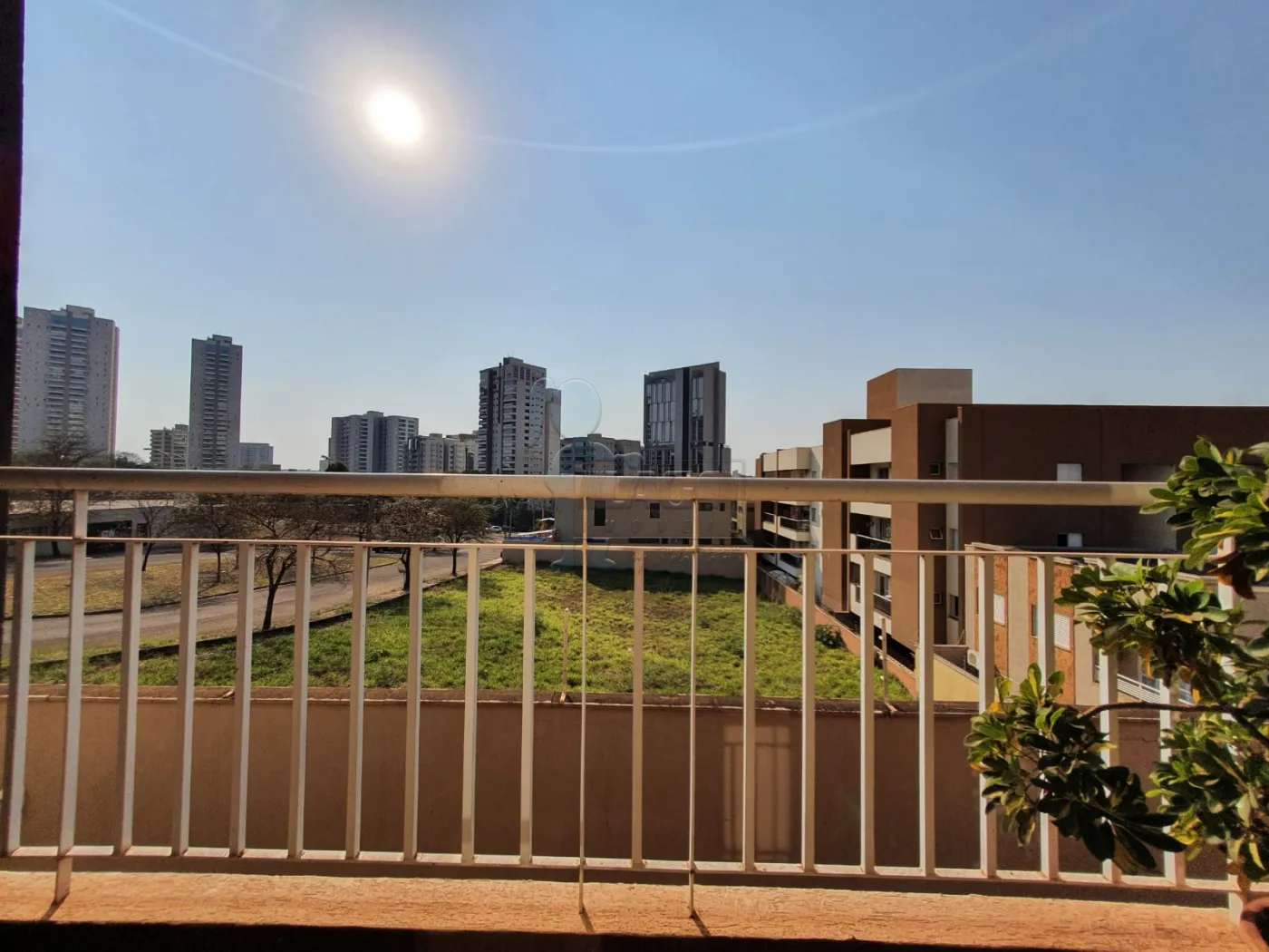 Comprar Apartamento / Padrão em Ribeirão Preto R$ 379.900,00 - Foto 4