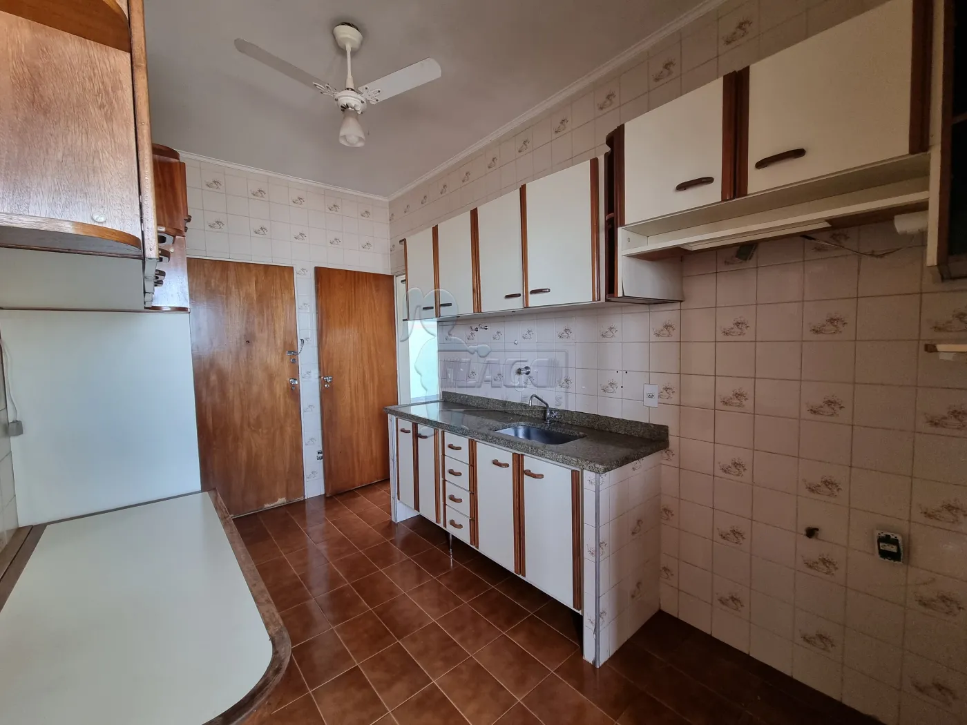 Alugar Apartamento / Padrão em Ribeirão Preto R$ 1.000,00 - Foto 16