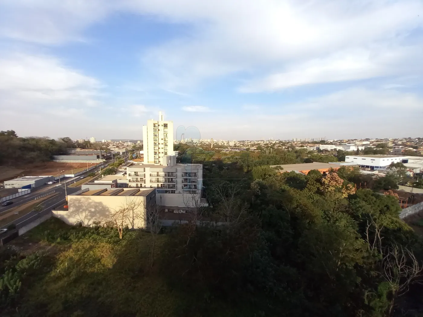 Alugar Apartamento / Padrão em Ribeirão Preto R$ 1.100,00 - Foto 6