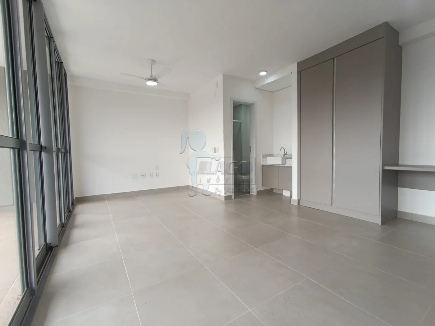 Alugar Apartamento / Studio em Ribeirão Preto R$ 2.300,00 - Foto 1