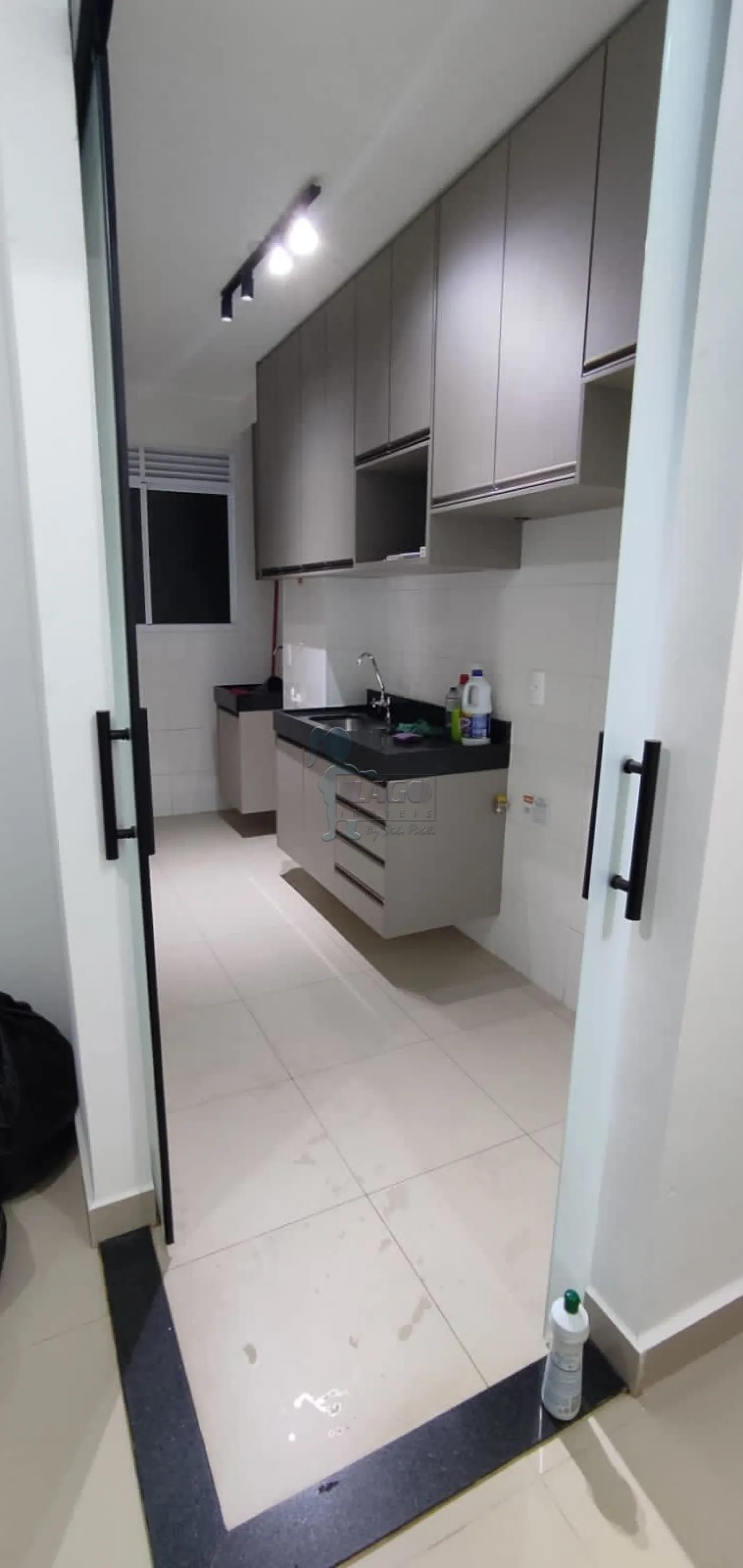 Comprar Apartamento / Padrão em Ribeirão Preto R$ 330.000,00 - Foto 3