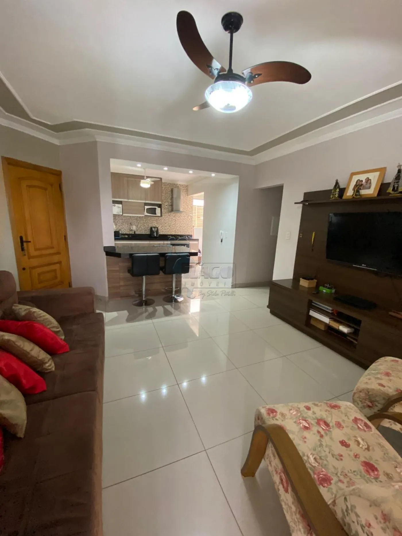 Comprar Apartamento / Padrão em Ribeirão Preto R$ 400.000,00 - Foto 2