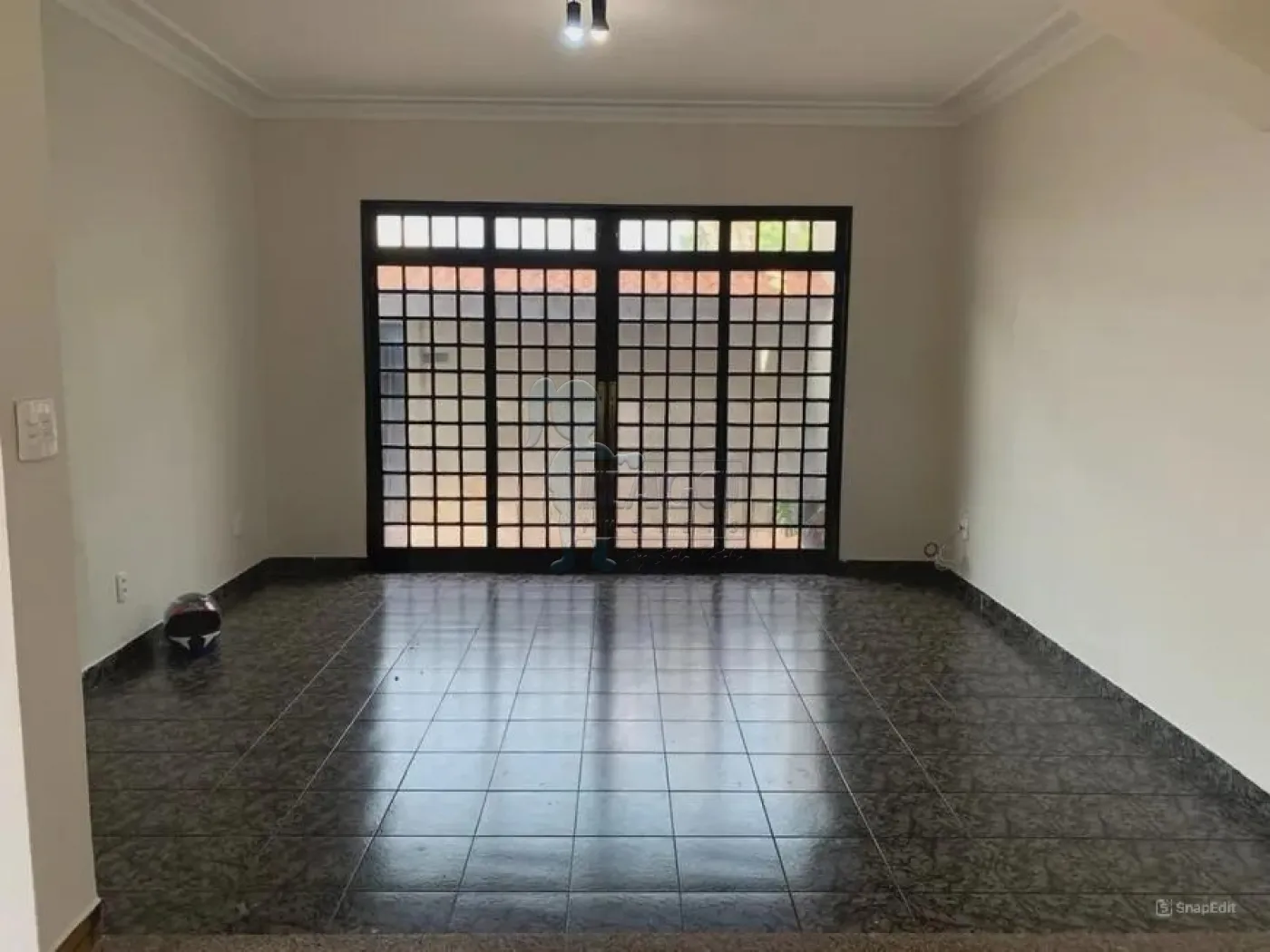 Alugar Casa / Padrão em Ribeirão Preto R$ 2.800,00 - Foto 2