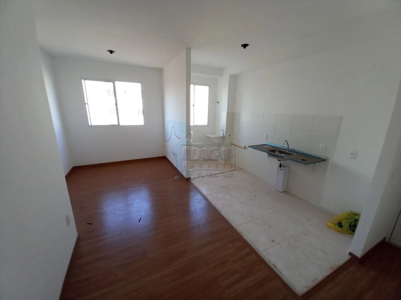 Alugar Apartamento / Padrão em Ribeirão Preto R$ 1.000,00 - Foto 1