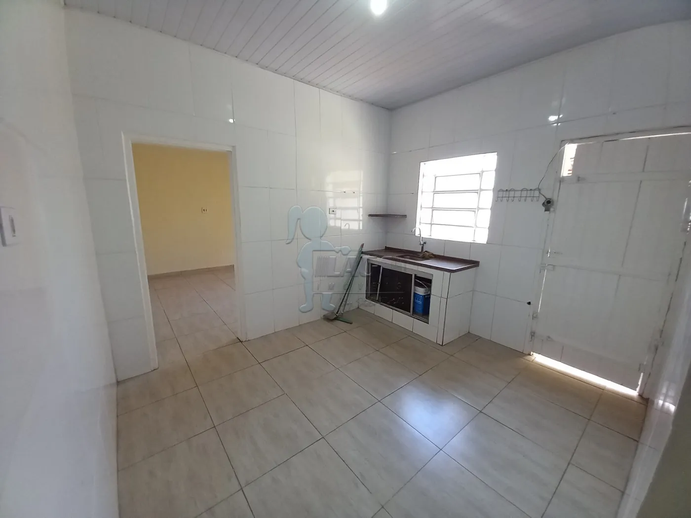 Alugar Casa / Padrão em Ribeirão Preto R$ 1.200,00 - Foto 5