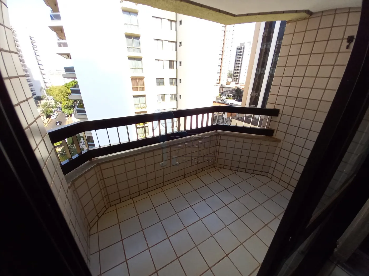 Comprar Apartamento / Padrão em Ribeirão Preto R$ 240.000,00 - Foto 1