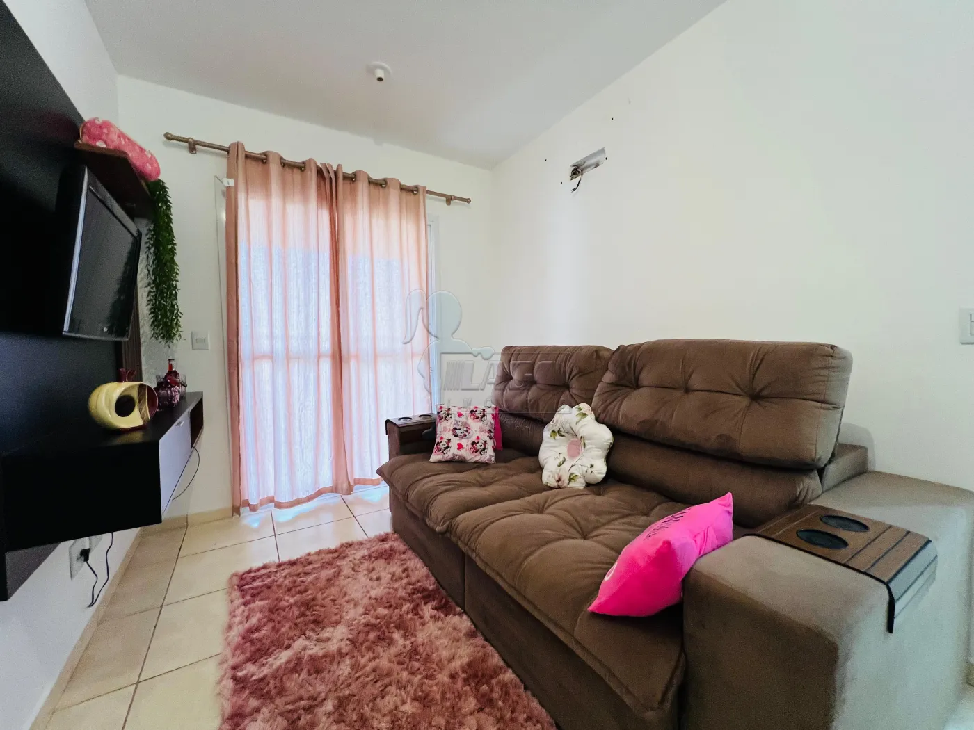 Alugar Apartamento / Padrão em Ribeirão Preto R$ 1.300,00 - Foto 3