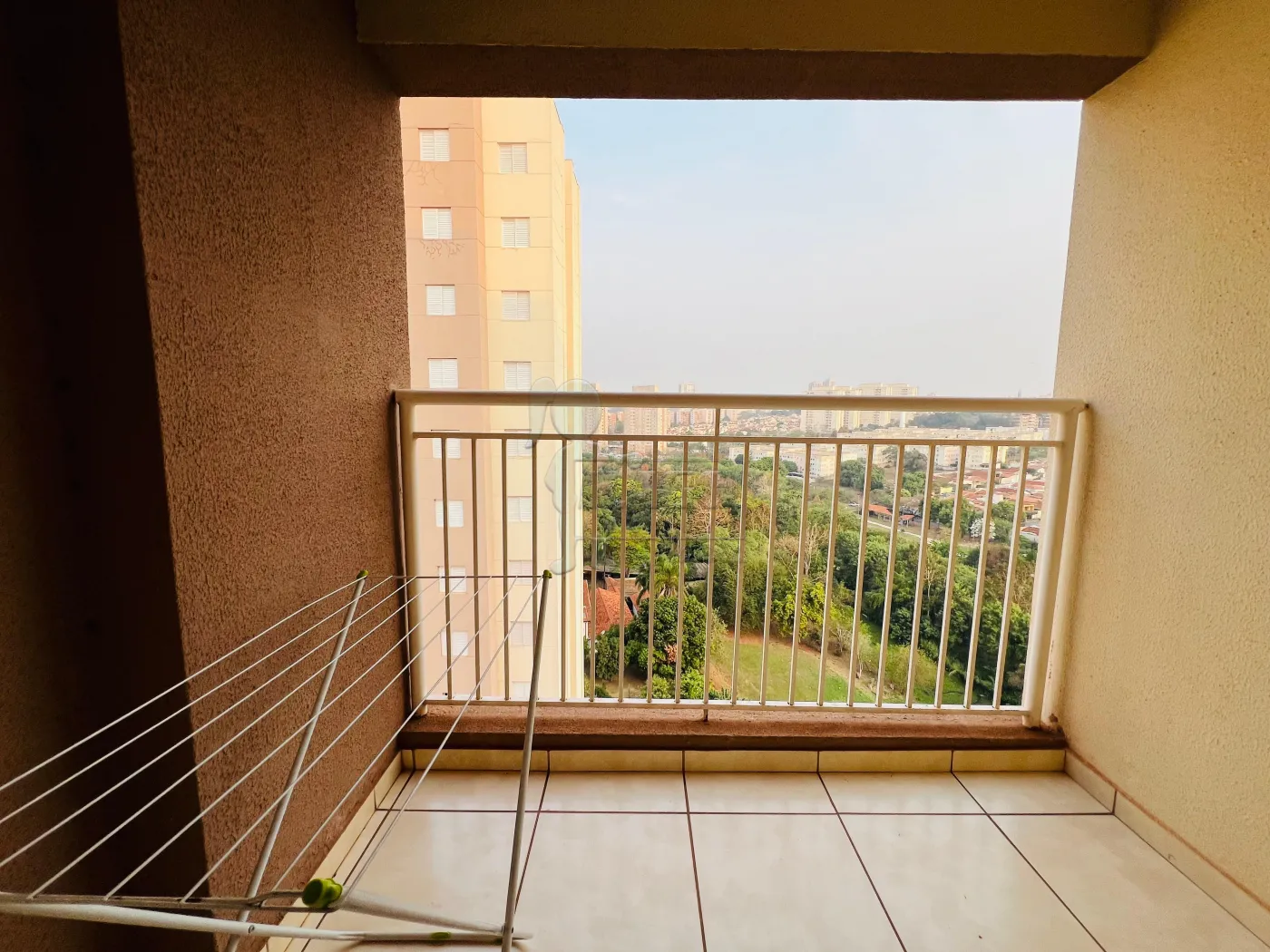 Alugar Apartamento / Padrão em Ribeirão Preto R$ 1.300,00 - Foto 5