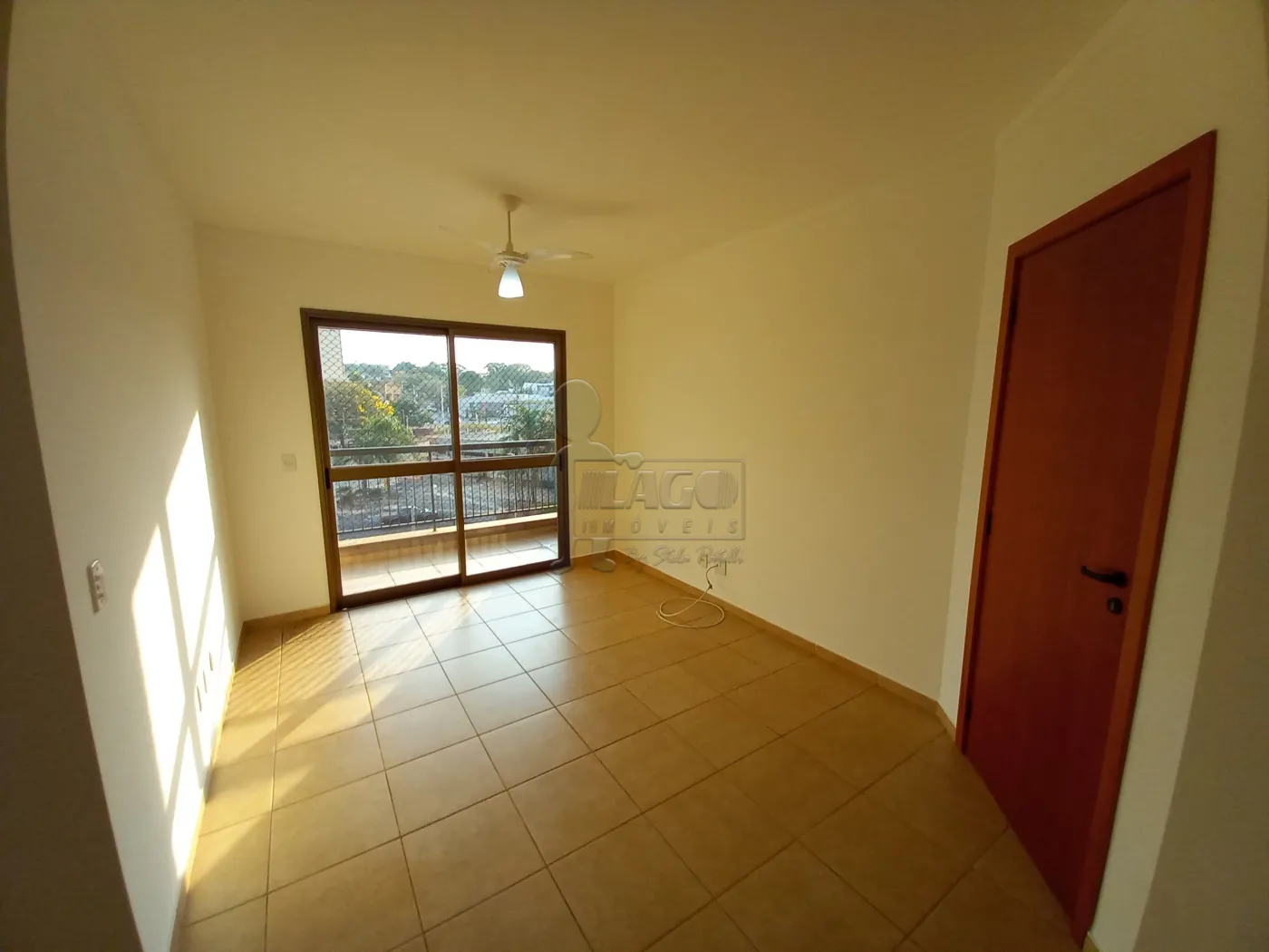 Alugar Apartamento / Padrão em Ribeirão Preto R$ 2.300,00 - Foto 1