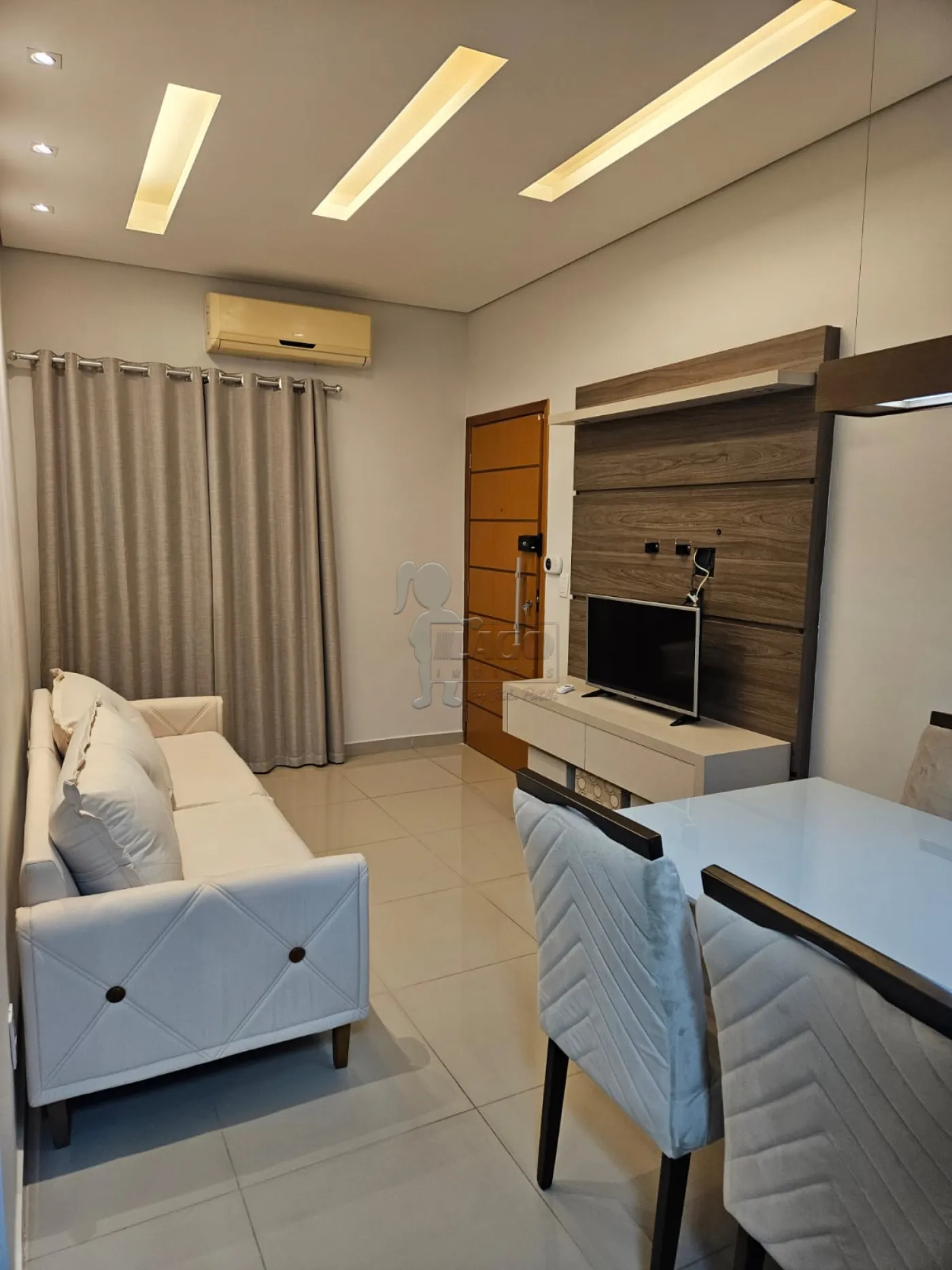 Comprar Apartamento / Padrão em Ribeirão Preto R$ 400.000,00 - Foto 2