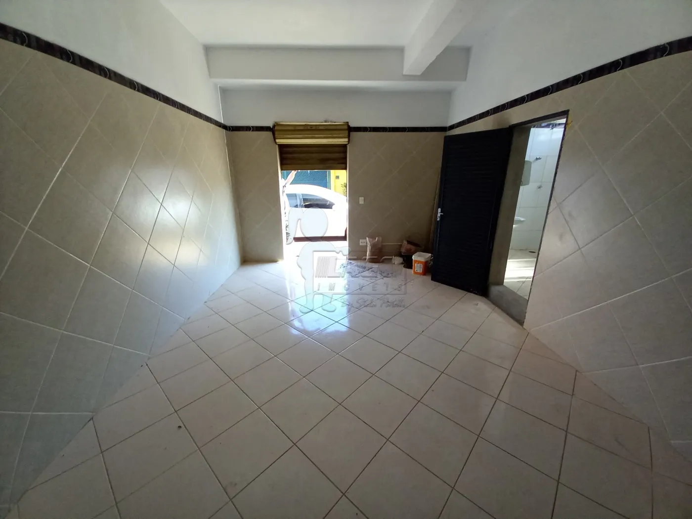 Alugar Comercial padrão / Salão em Ribeirão Preto R$ 850,00 - Foto 2