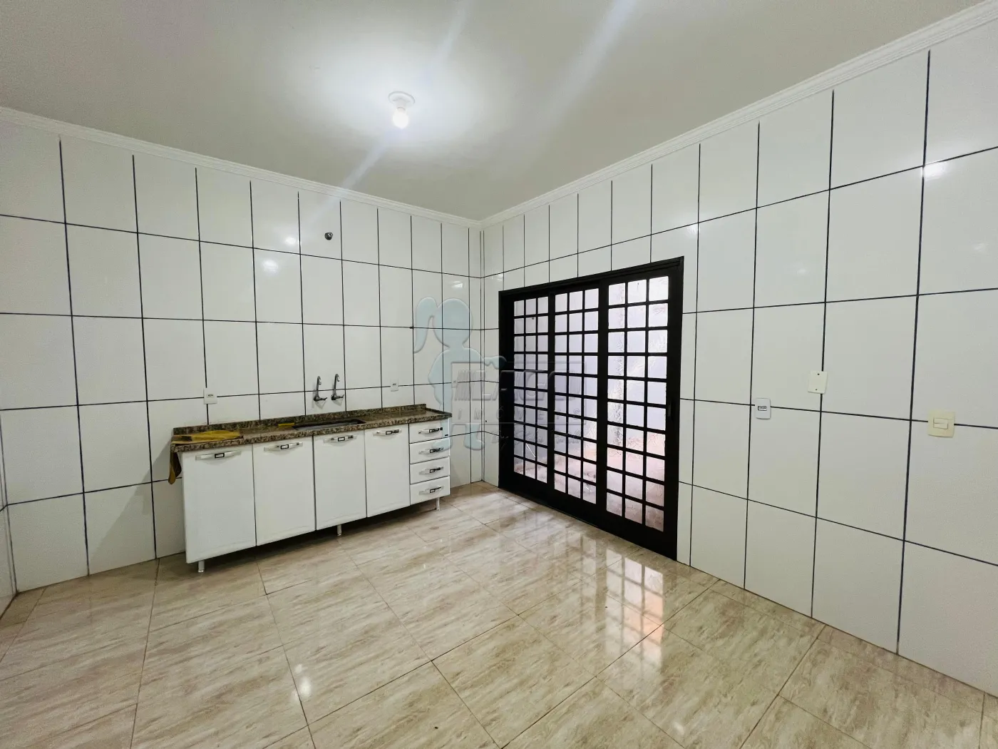 Comprar Casa / Padrão em Ribeirão Preto R$ 220.000,00 - Foto 3