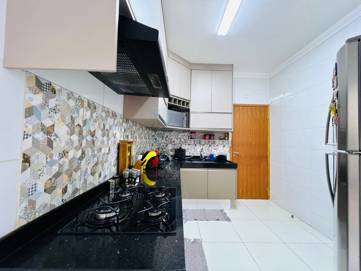 Comprar Apartamento / Padrão em Ribeirão Preto R$ 390.000,00 - Foto 5