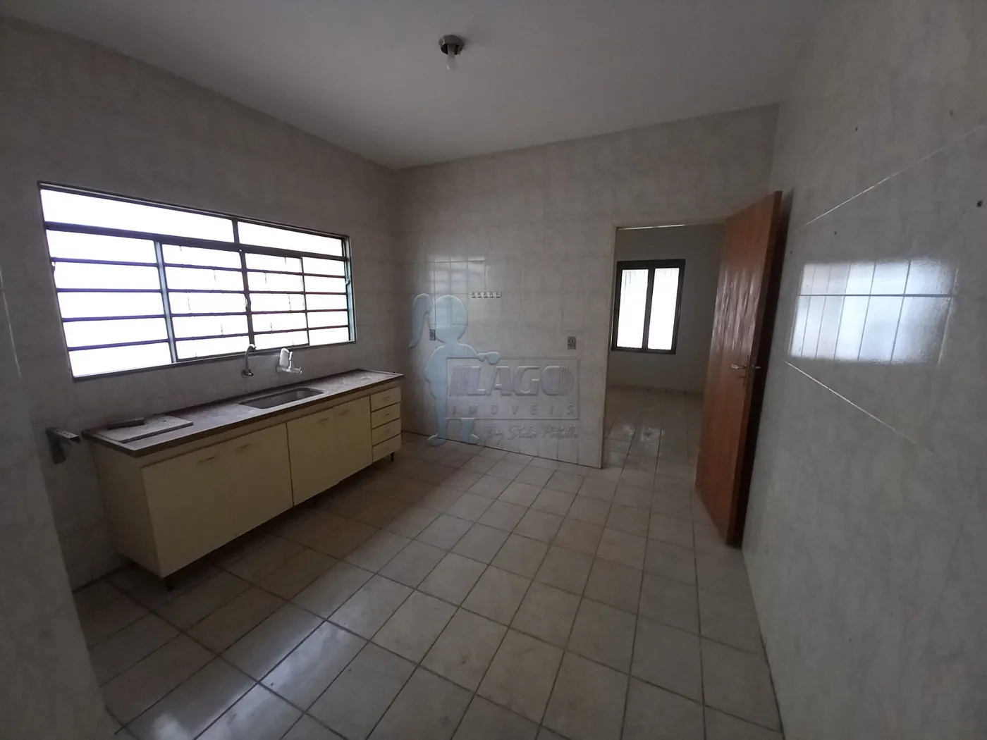 Alugar Casa / Padrão em Ribeirão Preto R$ 1.600,00 - Foto 4