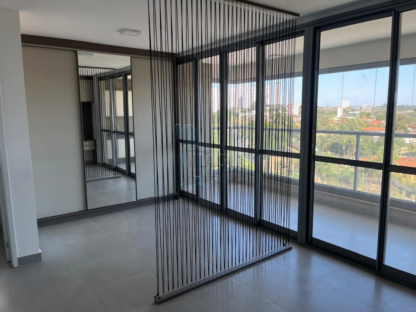 Alugar Apartamento / Padrão em Ribeirão Preto R$ 3.300,00 - Foto 1