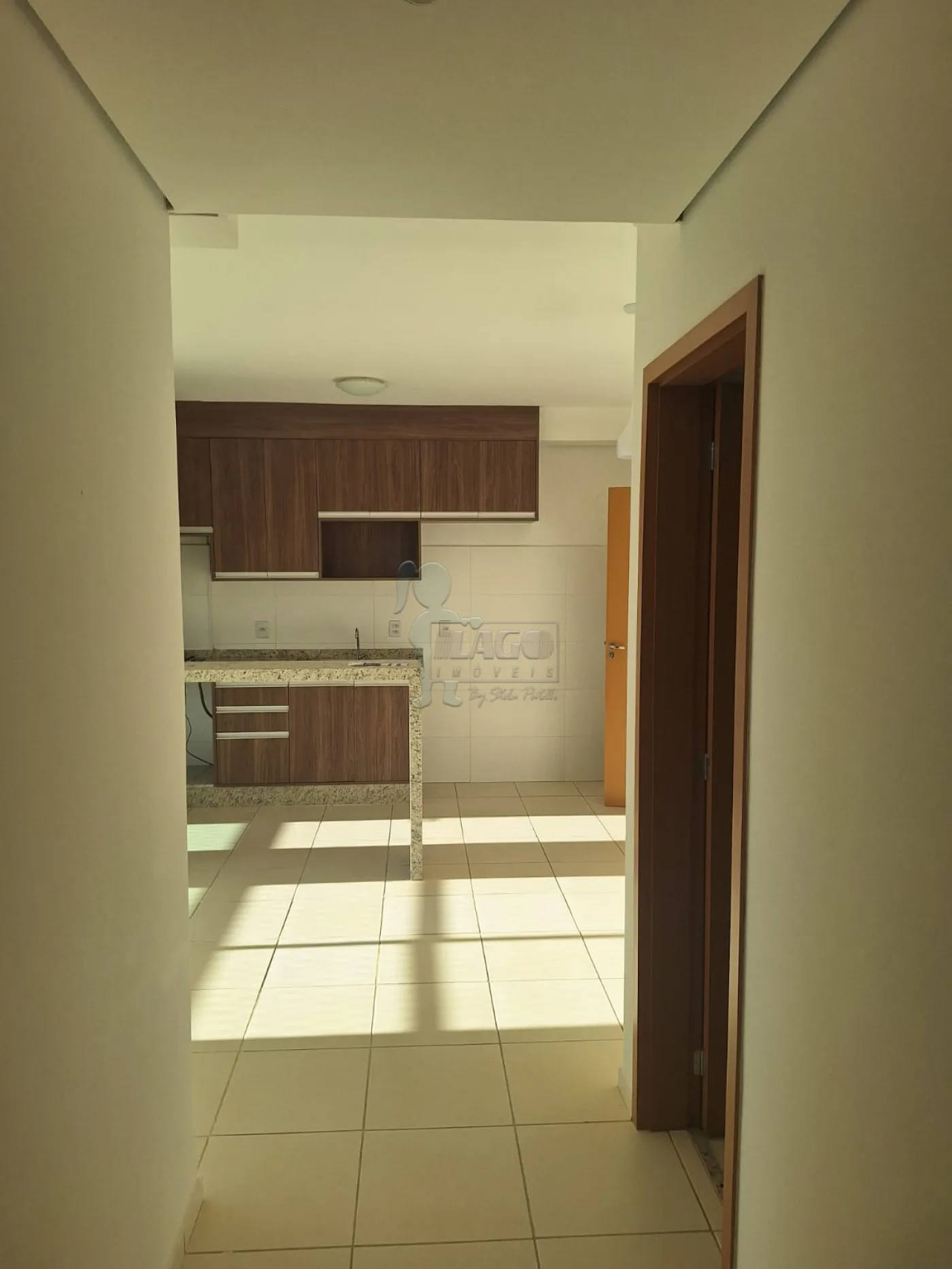 Alugar Apartamento / Padrão em Ribeirão Preto R$ 1.600,00 - Foto 4