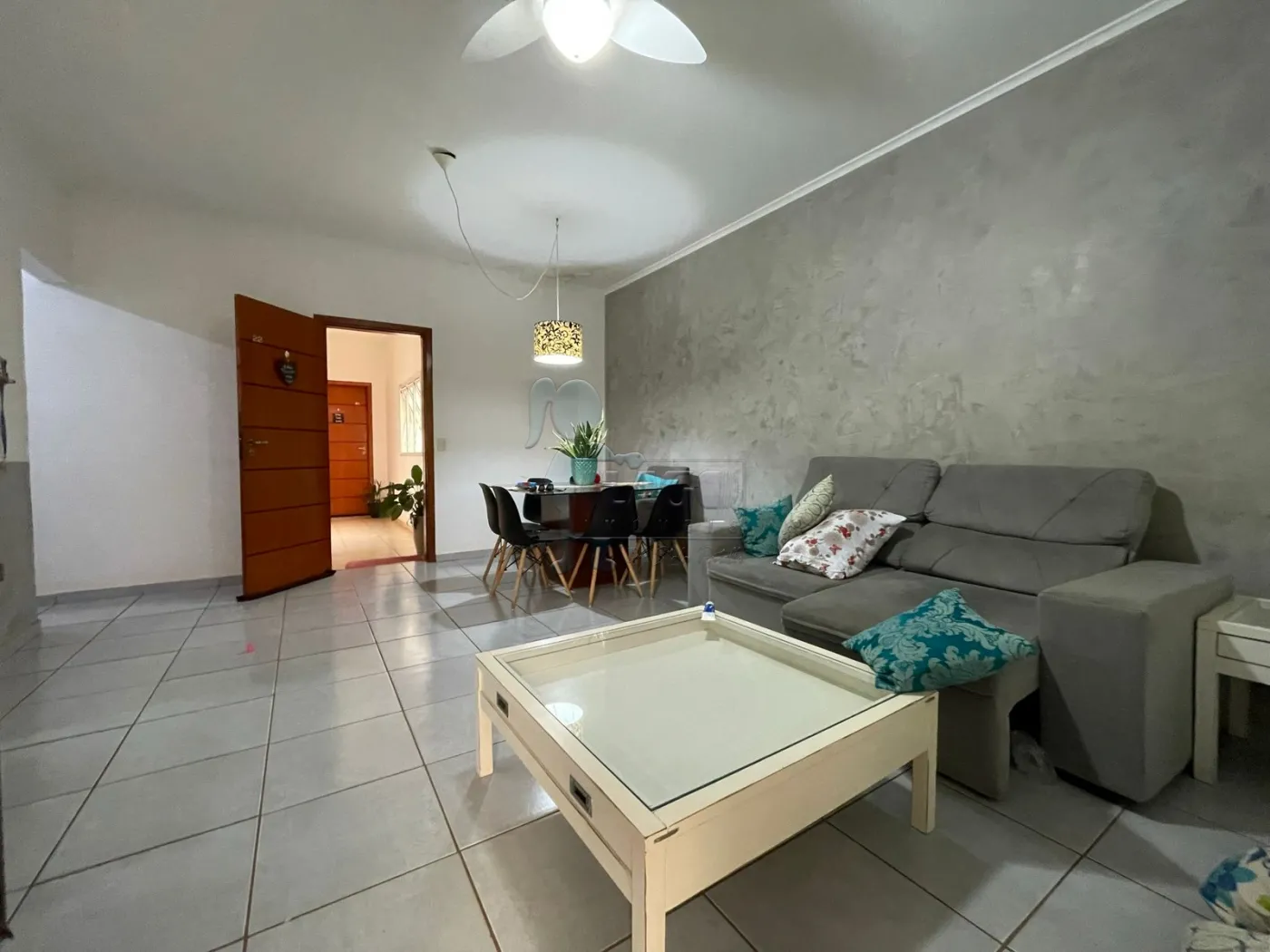 Comprar Apartamento / Padrão em Ribeirão Preto R$ 320.000,00 - Foto 3