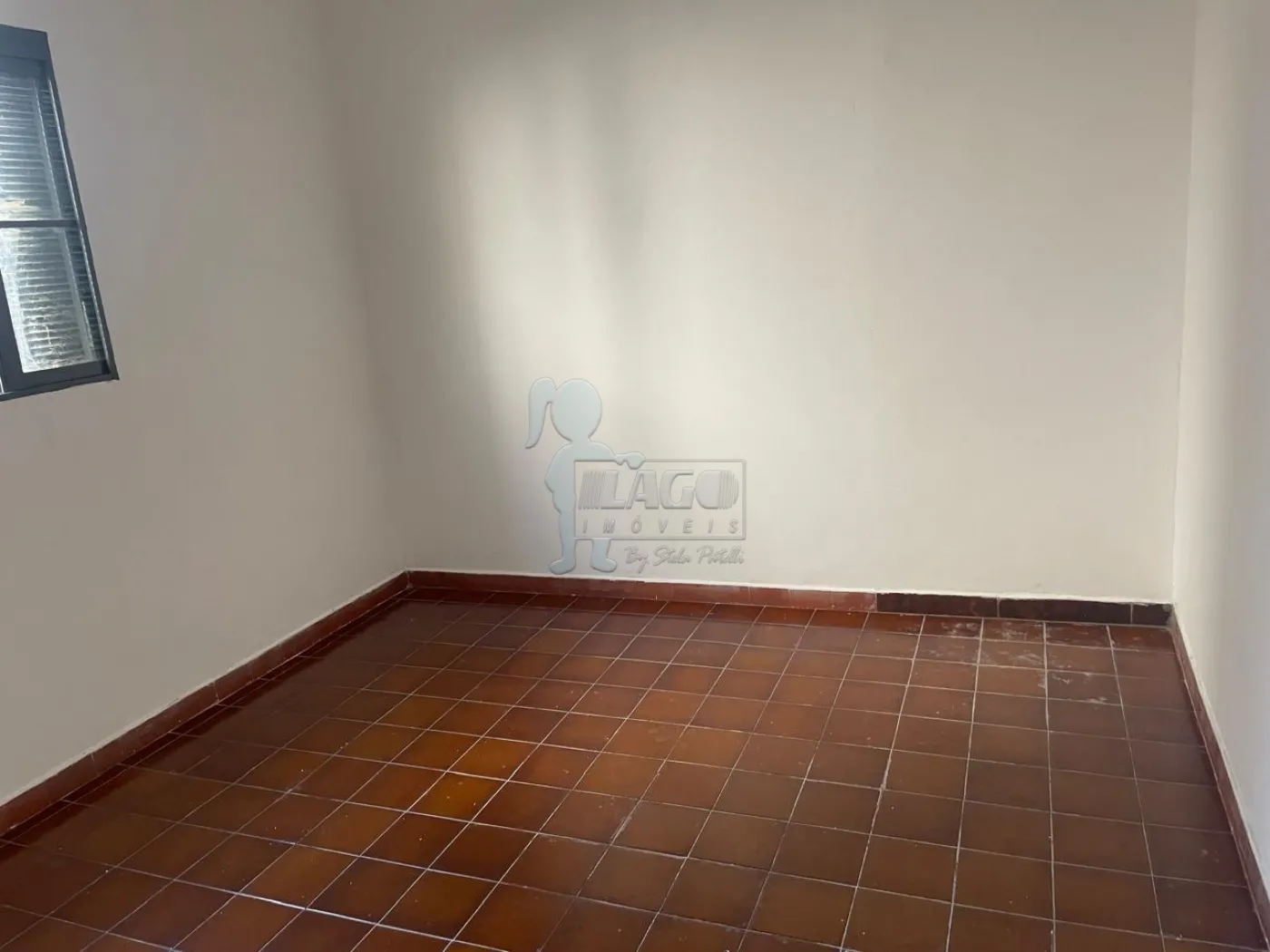 Alugar Casa / Padrão em Ribeirão Preto R$ 500,00 - Foto 4