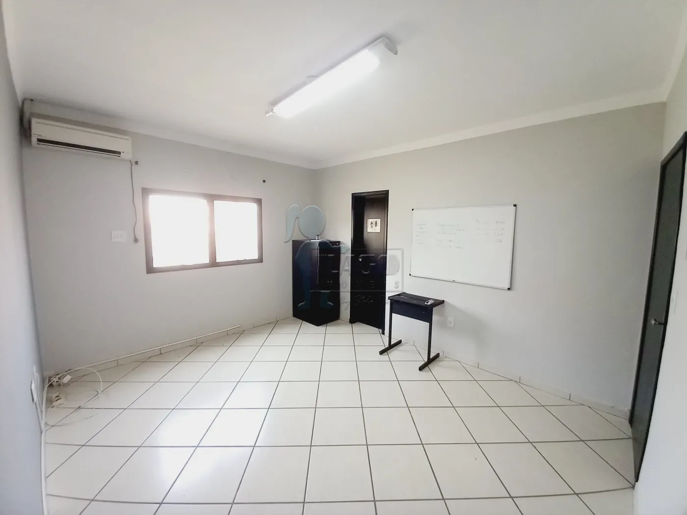 Alugar Comercial condomínio / Sala comercial em Ribeirão Preto R$ 600,00 - Foto 2