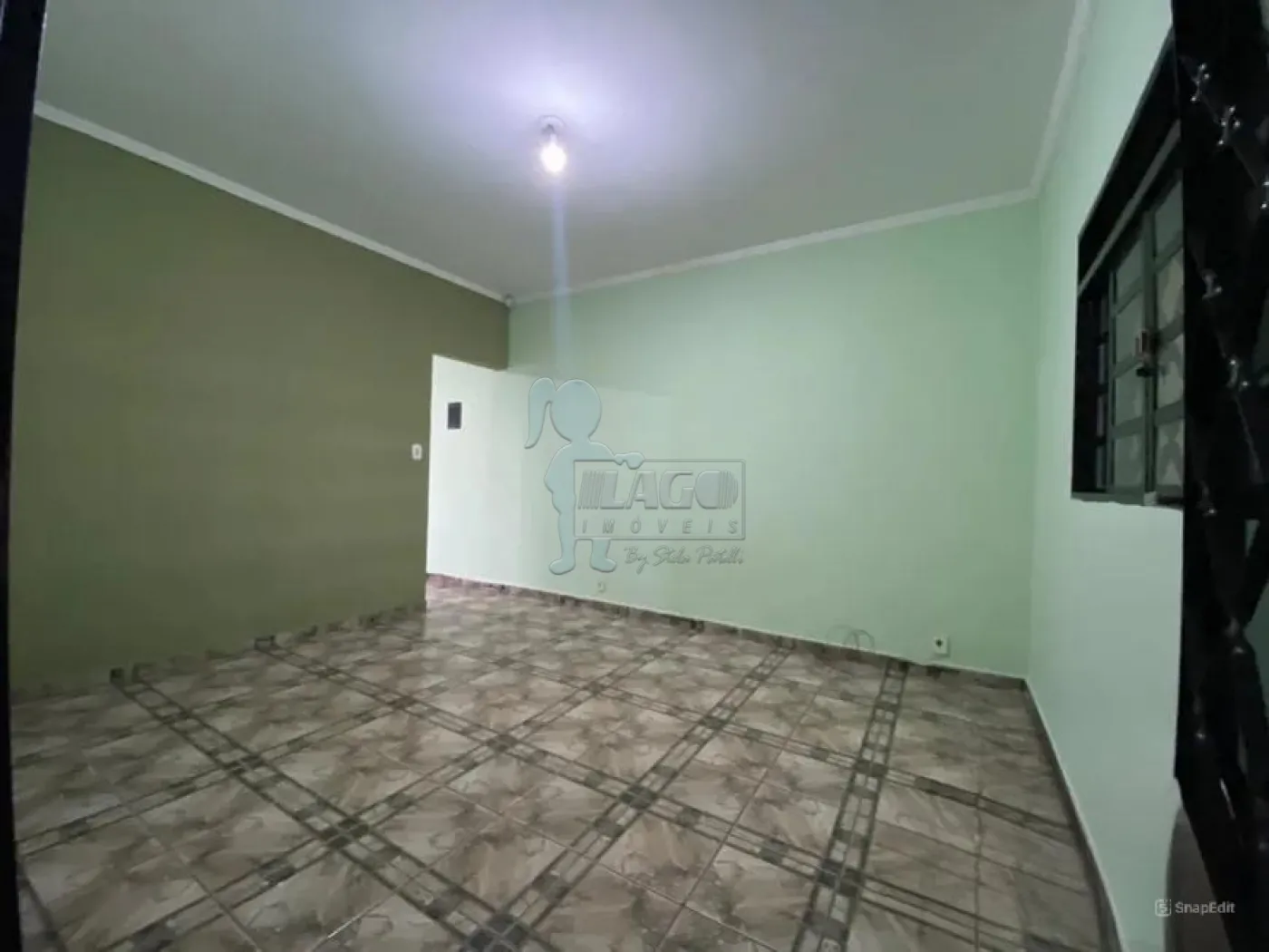 Alugar Casa / Padrão em Ribeirão Preto R$ 1.300,00 - Foto 2