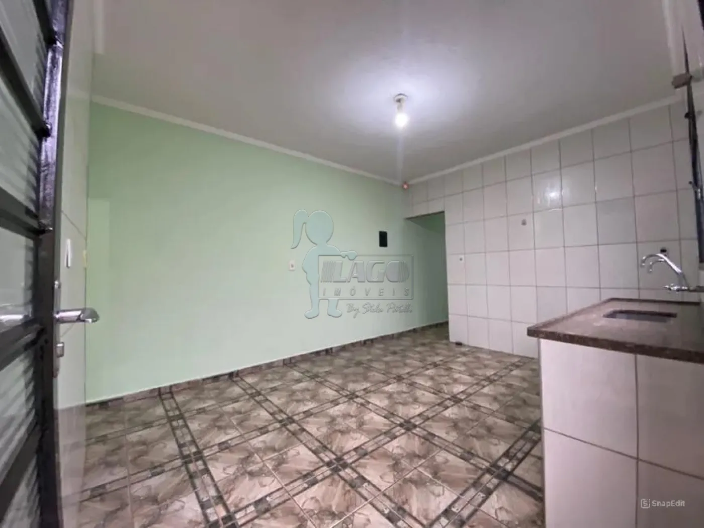 Alugar Casa / Padrão em Ribeirão Preto R$ 1.300,00 - Foto 5