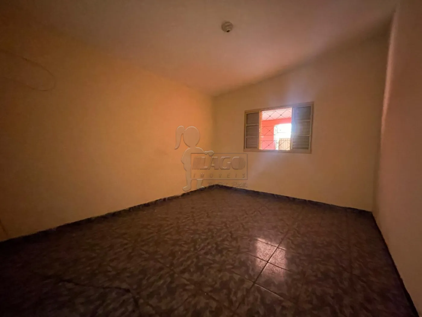 Comprar Casa / Padrão em Ribeirão Preto R$ 220.000,00 - Foto 2