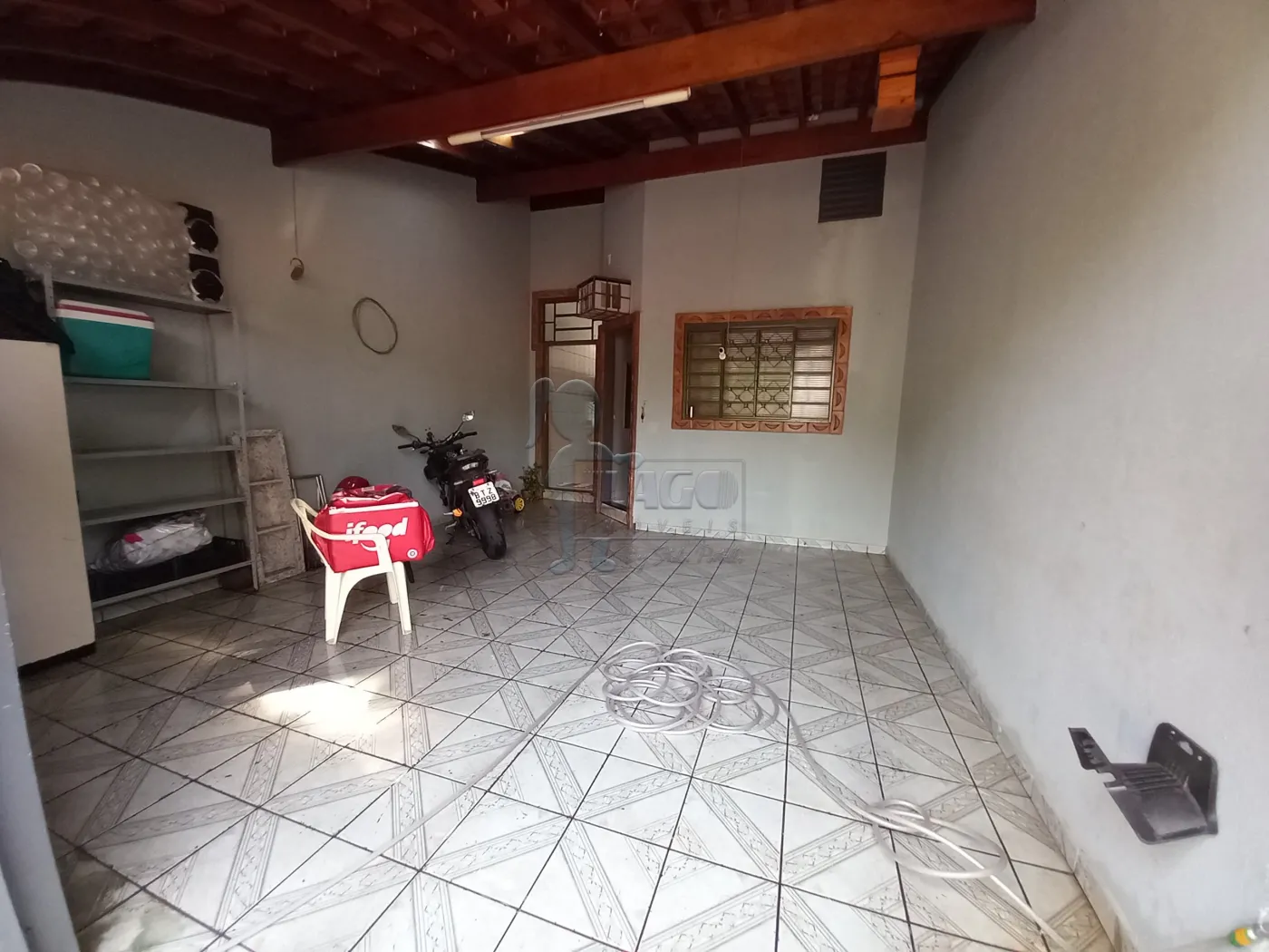 Alugar Casa / Padrão em Ribeirão Preto R$ 1.700,00 - Foto 2