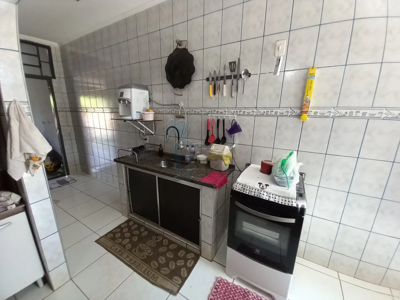 Alugar Casa / Padrão em Ribeirão Preto R$ 1.700,00 - Foto 7