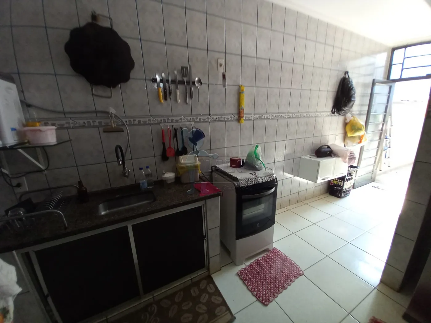 Alugar Casa / Padrão em Ribeirão Preto R$ 1.700,00 - Foto 10