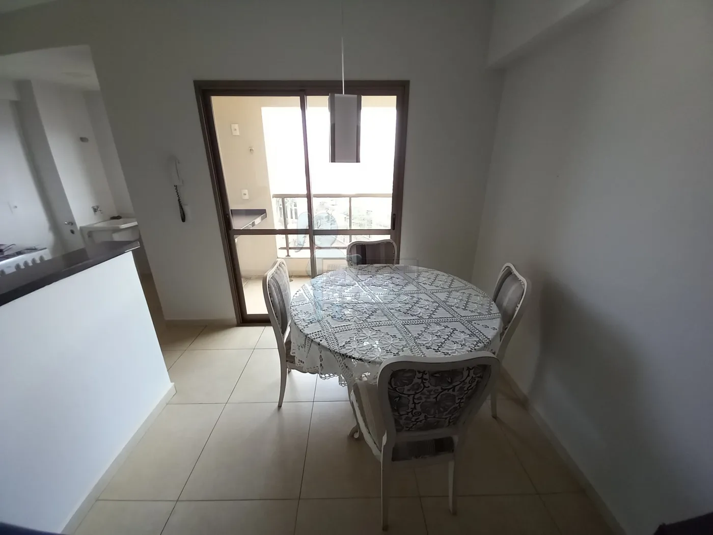 Alugar Apartamento / Padrão em Ribeirão Preto R$ 2.200,00 - Foto 3