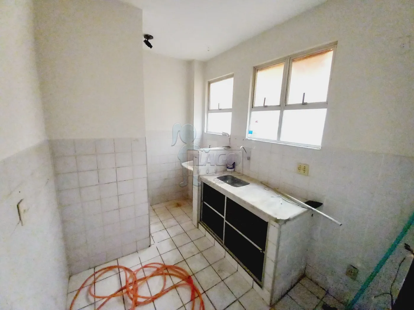 Alugar Apartamento / Padrão em Ribeirão Preto R$ 800,00 - Foto 12