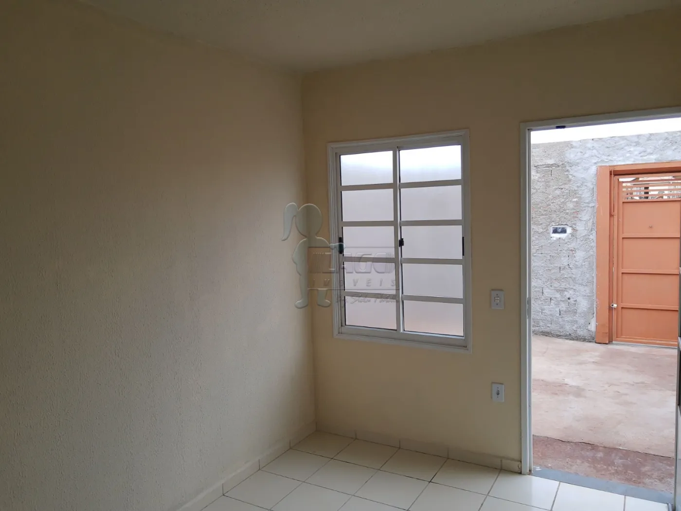 Comprar Casa / Padrão em Ribeirão Preto R$ 275.000,00 - Foto 1