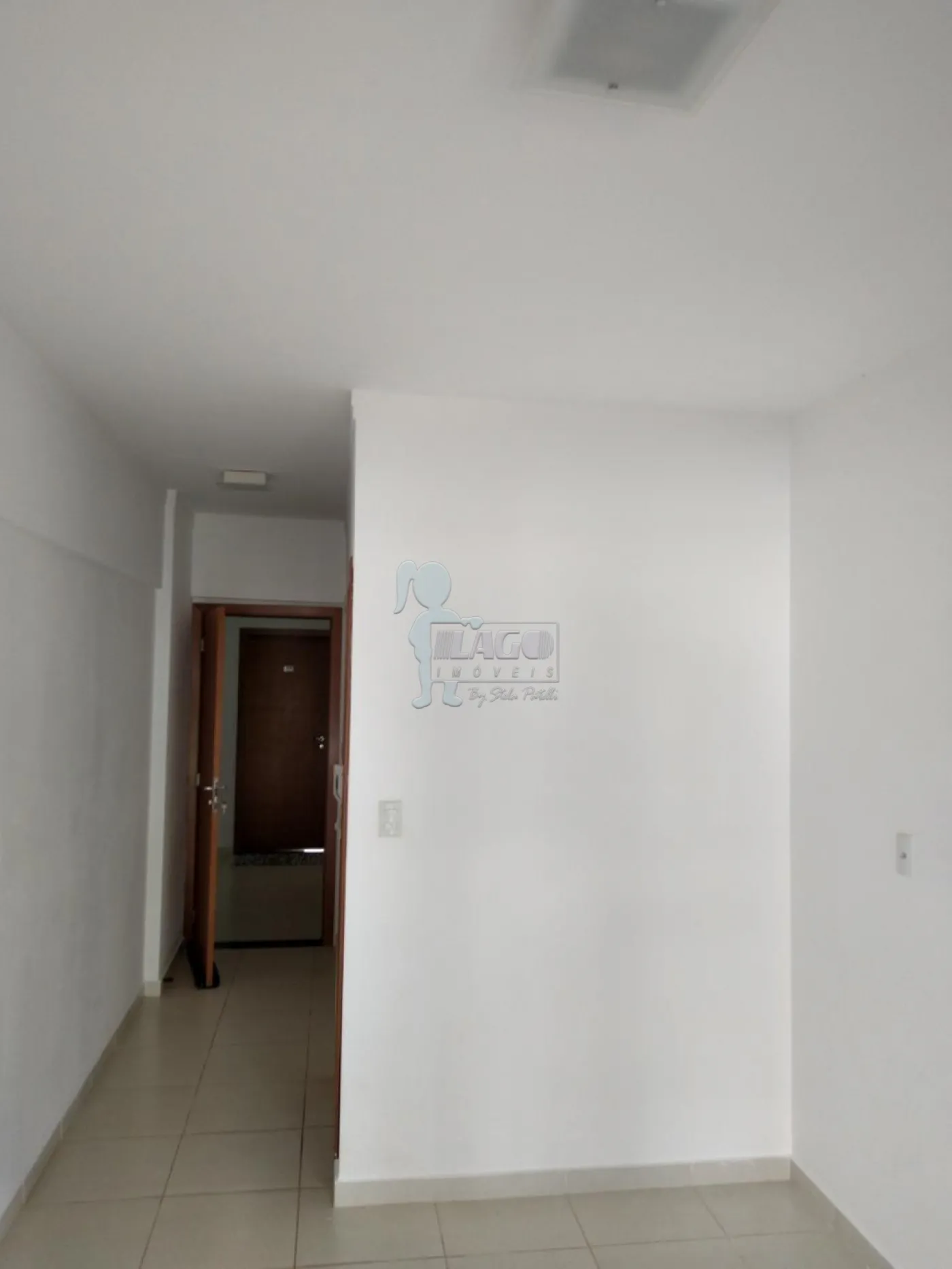 Alugar Apartamento / Padrão em Ribeirão Preto R$ 1.650,00 - Foto 2