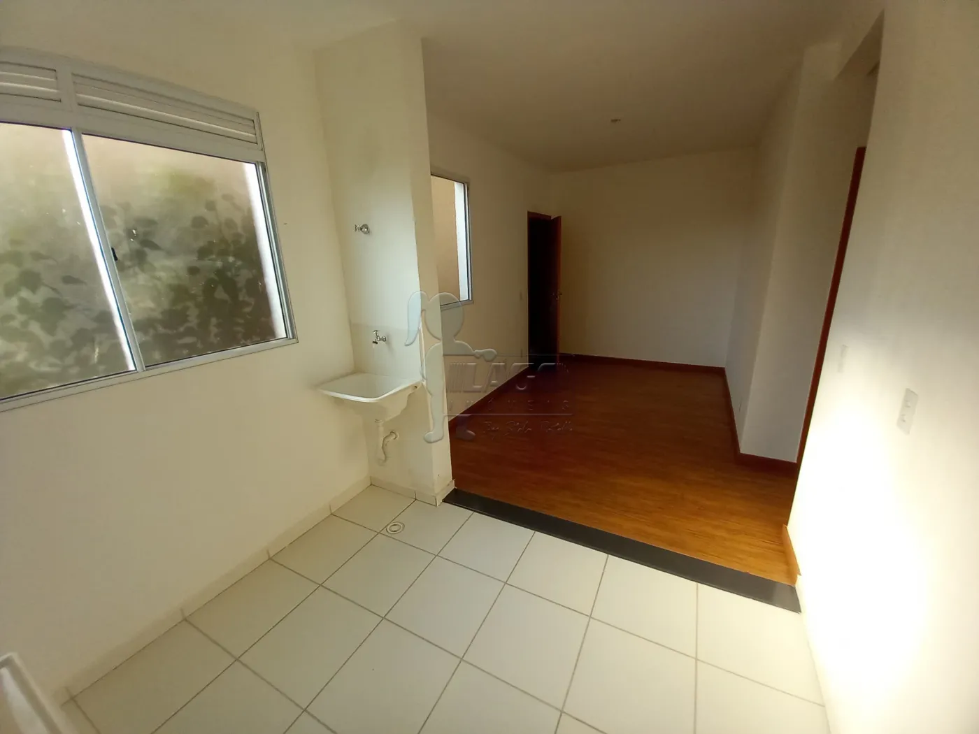 Alugar Apartamento / Padrão em Ribeirão Preto R$ 700,00 - Foto 3