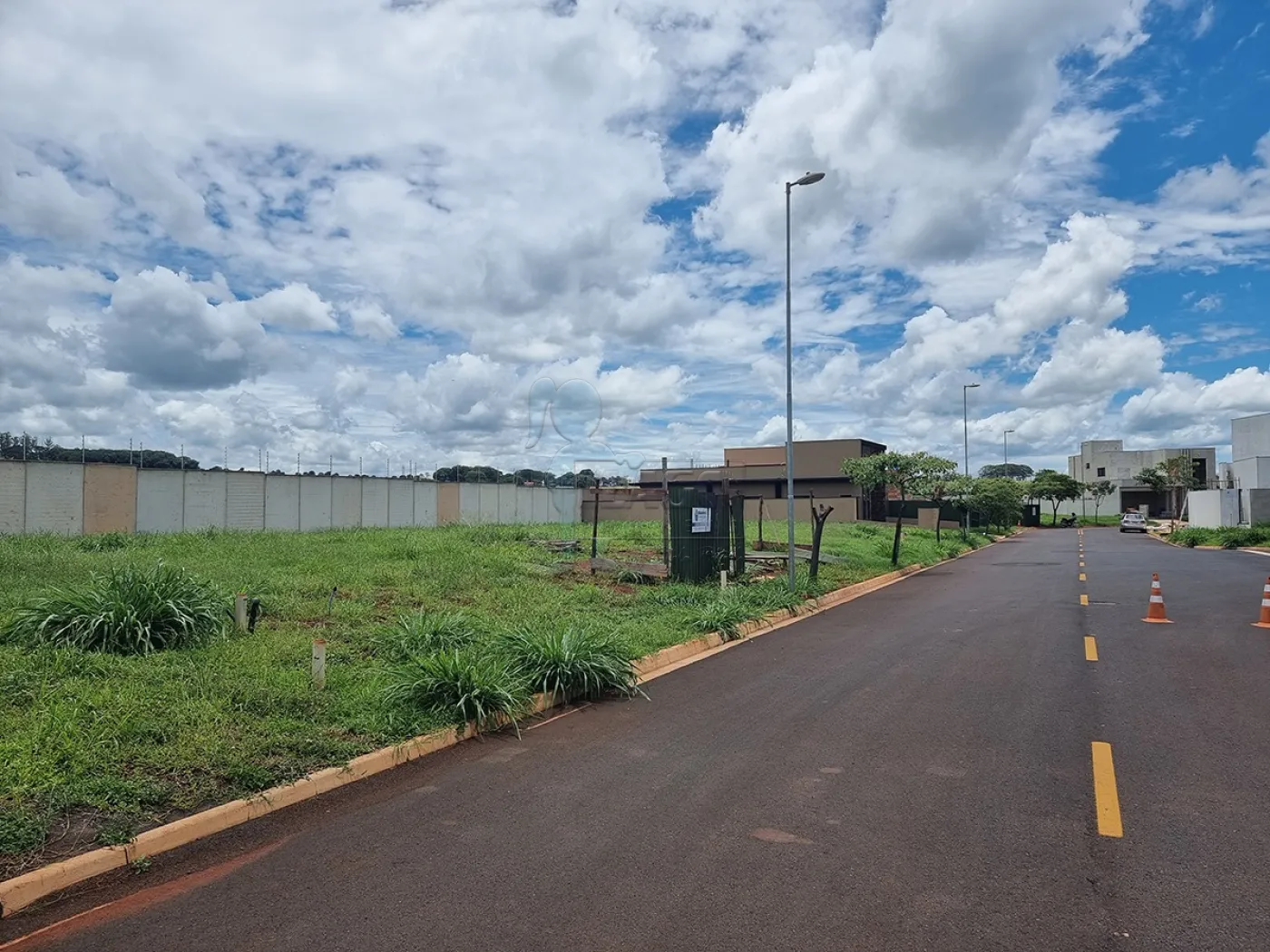 Comprar Terreno / Condomínio em Ribeirão Preto R$ 235.000,00 - Foto 3