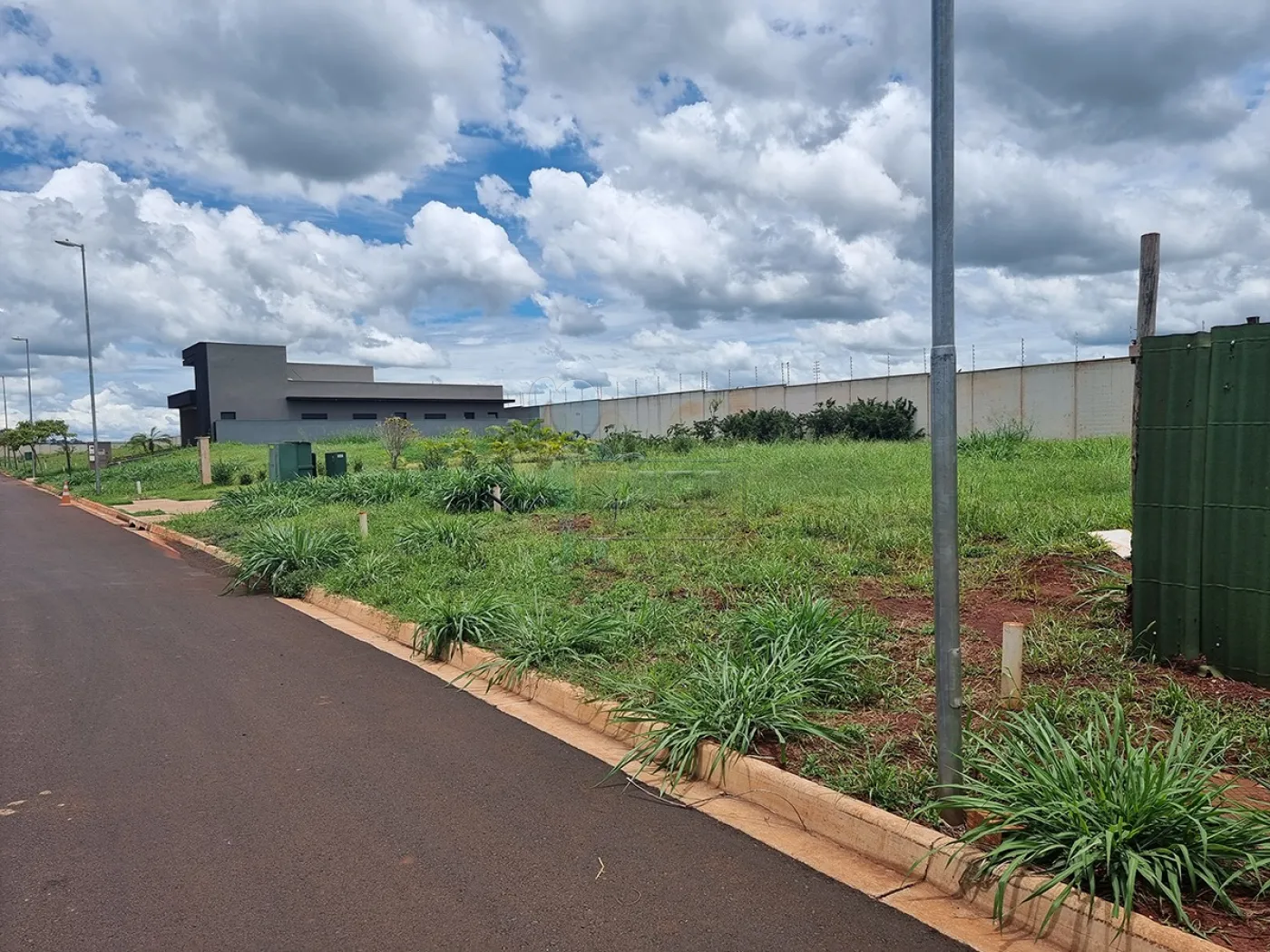 Comprar Terreno / Condomínio em Ribeirão Preto R$ 235.000,00 - Foto 4