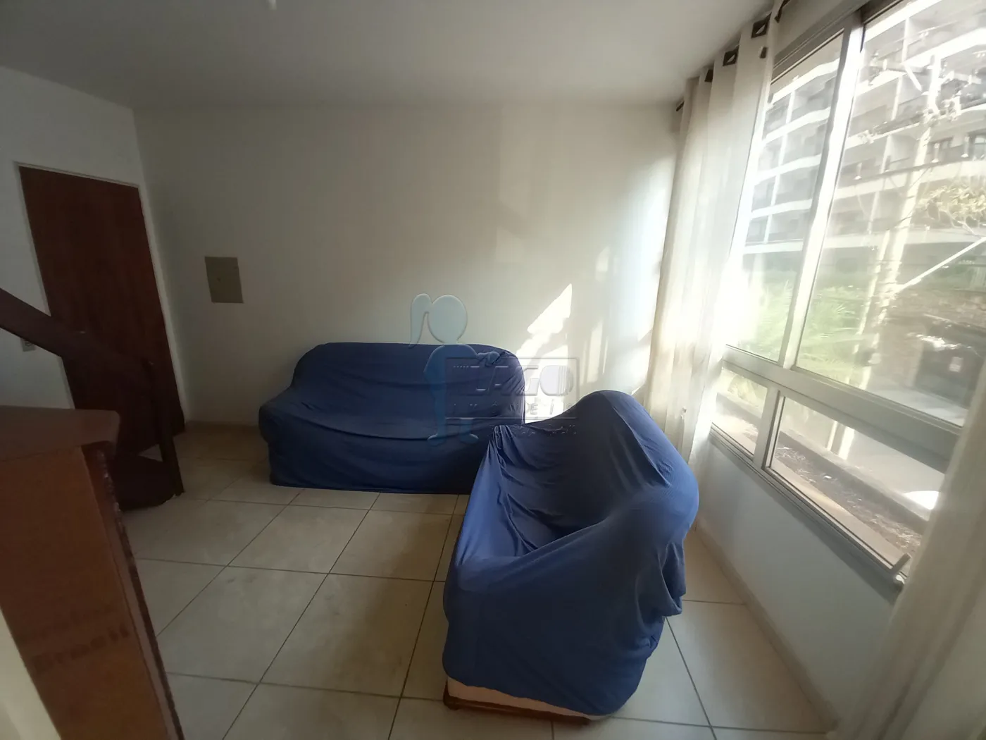 Alugar Apartamento / Padrão em Ribeirão Preto R$ 900,00 - Foto 1