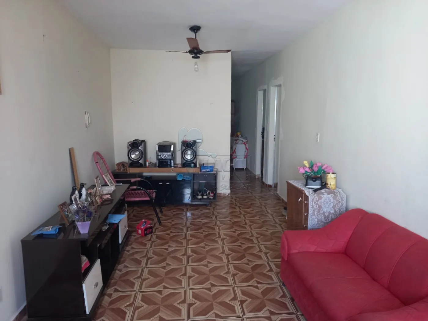 Alugar Casa / Padrão em Ribeirão Preto R$ 1.500,00 - Foto 5