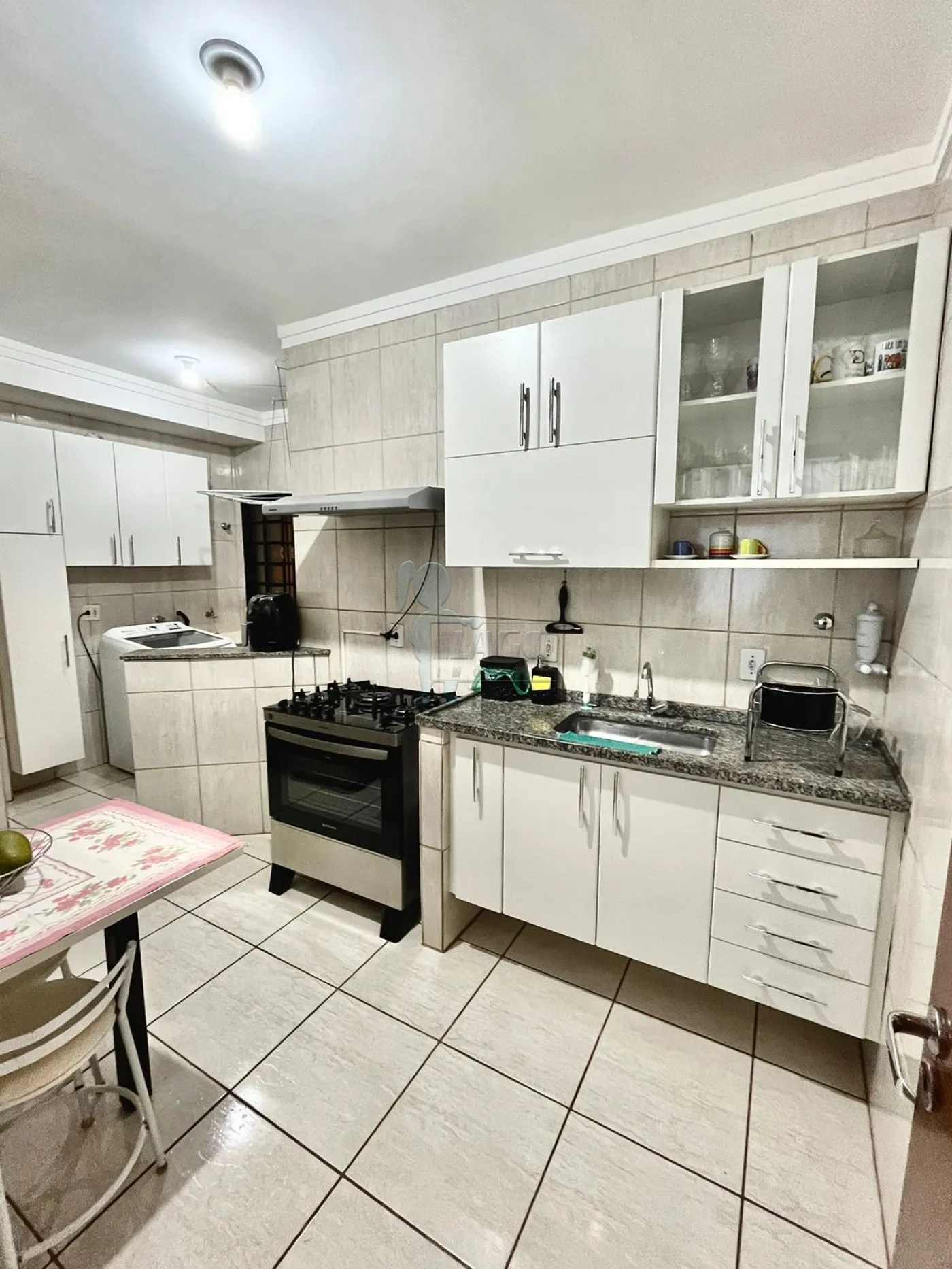 Comprar Apartamento / Padrão em Ribeirão Preto R$ 300.000,00 - Foto 5