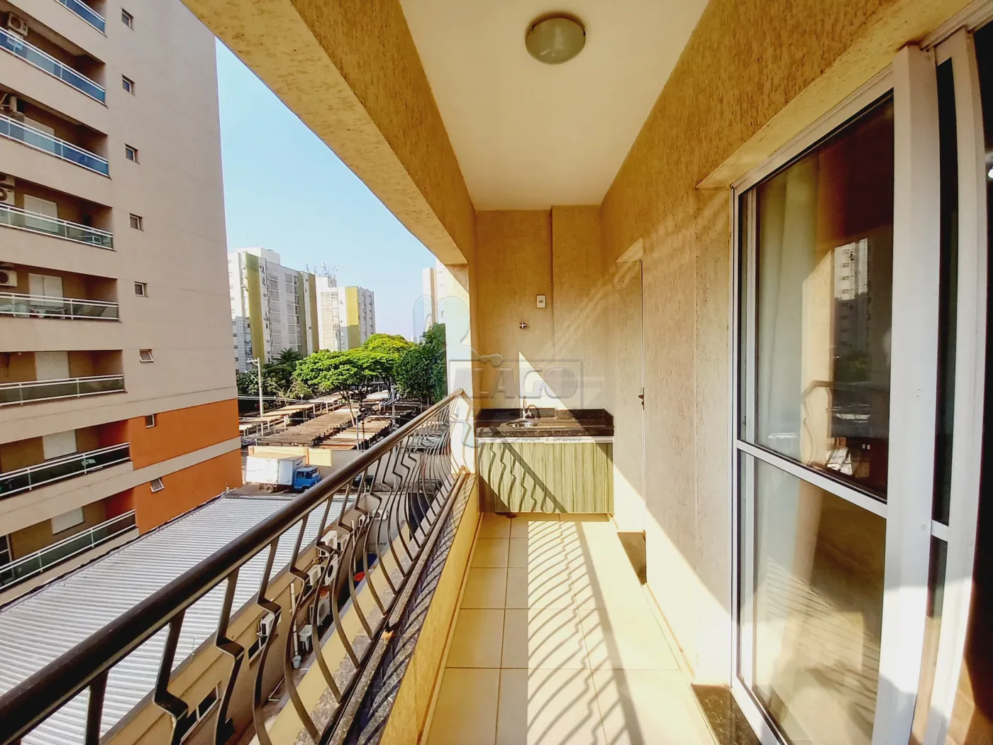 Alugar Apartamento / Padrão em Ribeirão Preto R$ 1.700,00 - Foto 8