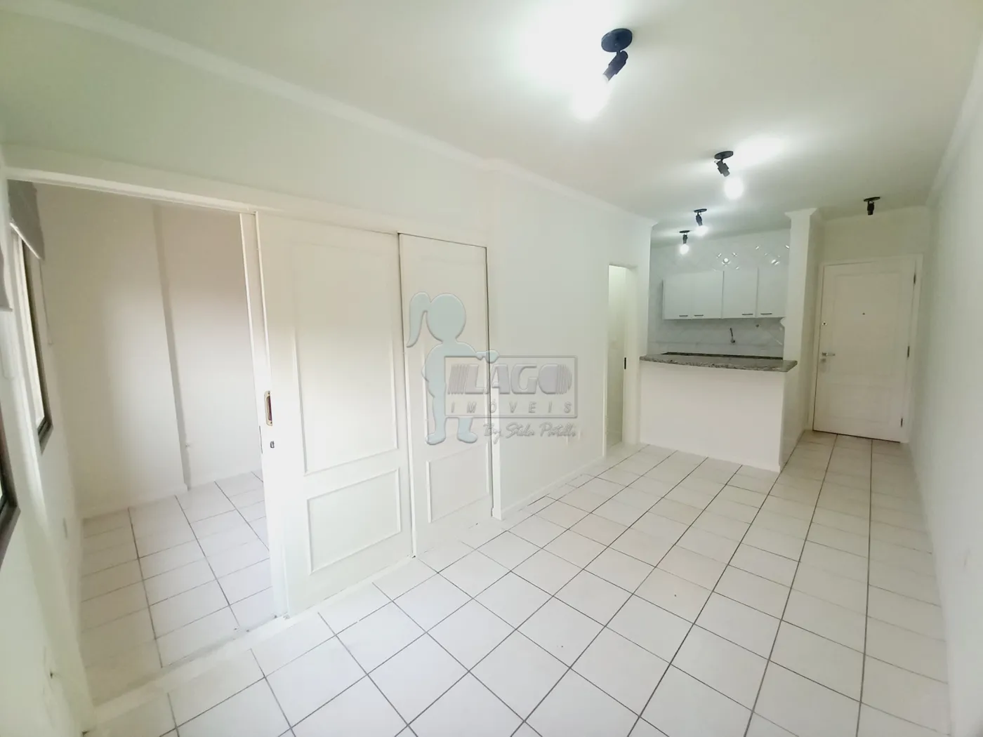 Alugar Apartamento / Padrão em Ribeirão Preto R$ 1.200,00 - Foto 1