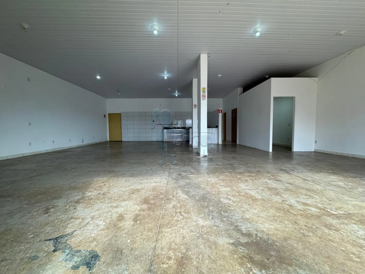 Alugar Comercial padrão / Galpão - Armazém em Ribeirão Preto R$ 2.200,00 - Foto 1