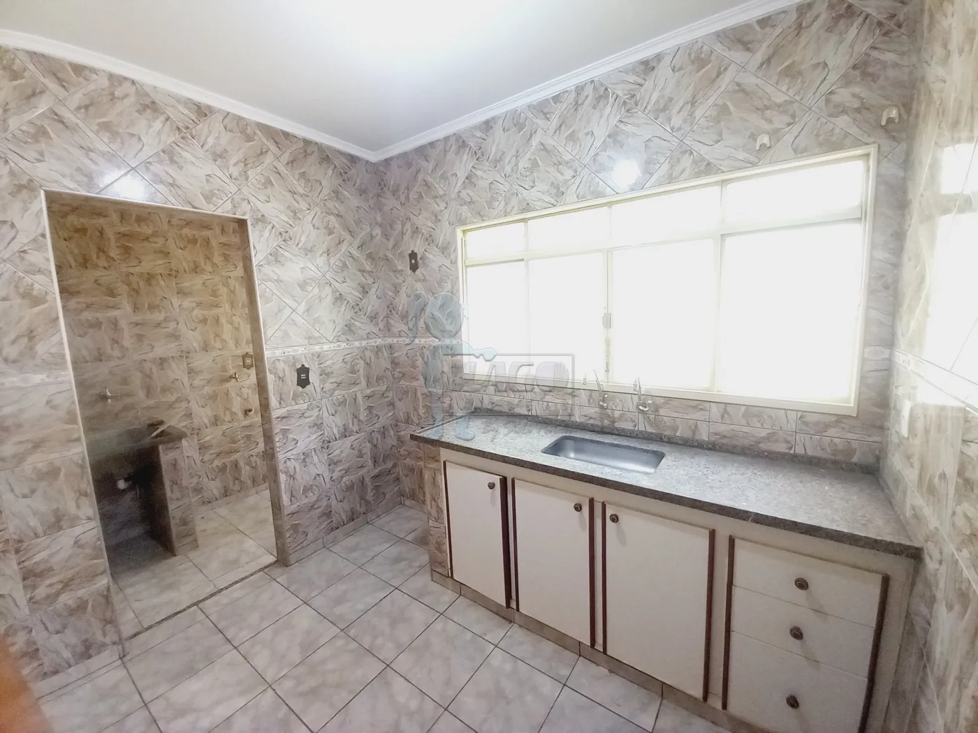 Alugar Apartamento / Padrão em Ribeirão Preto R$ 900,00 - Foto 3