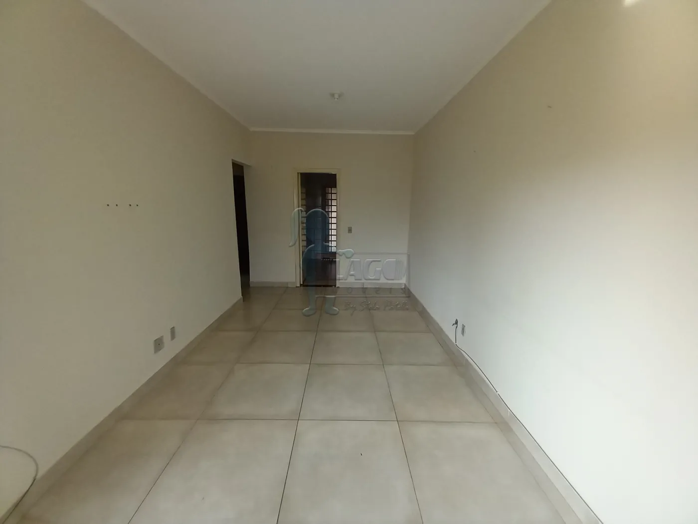 Alugar Casa condomínio / Padrão em Ribeirão Preto R$ 1.200,00 - Foto 2