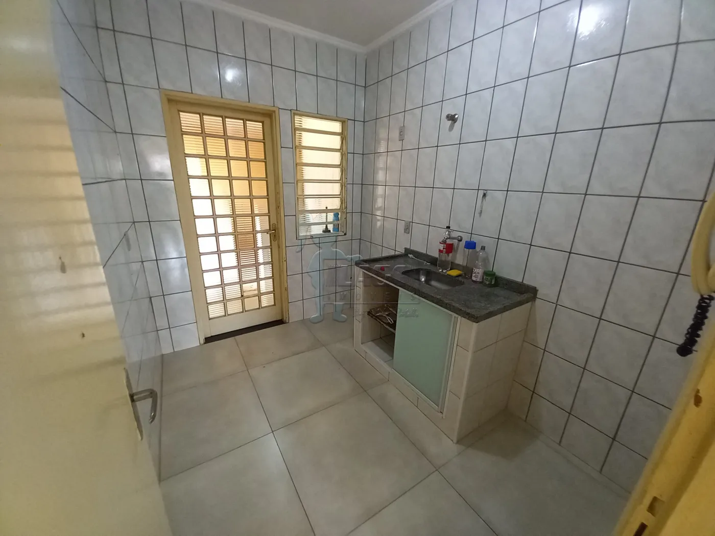 Alugar Casa condomínio / Padrão em Ribeirão Preto R$ 1.200,00 - Foto 3