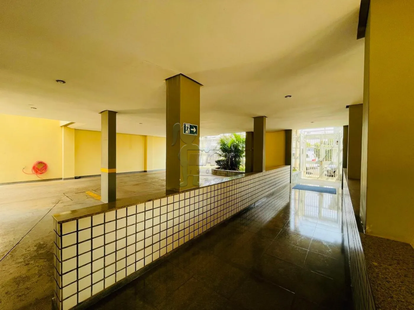 Comprar Apartamento / Padrão em Ribeirão Preto R$ 340.000,00 - Foto 2