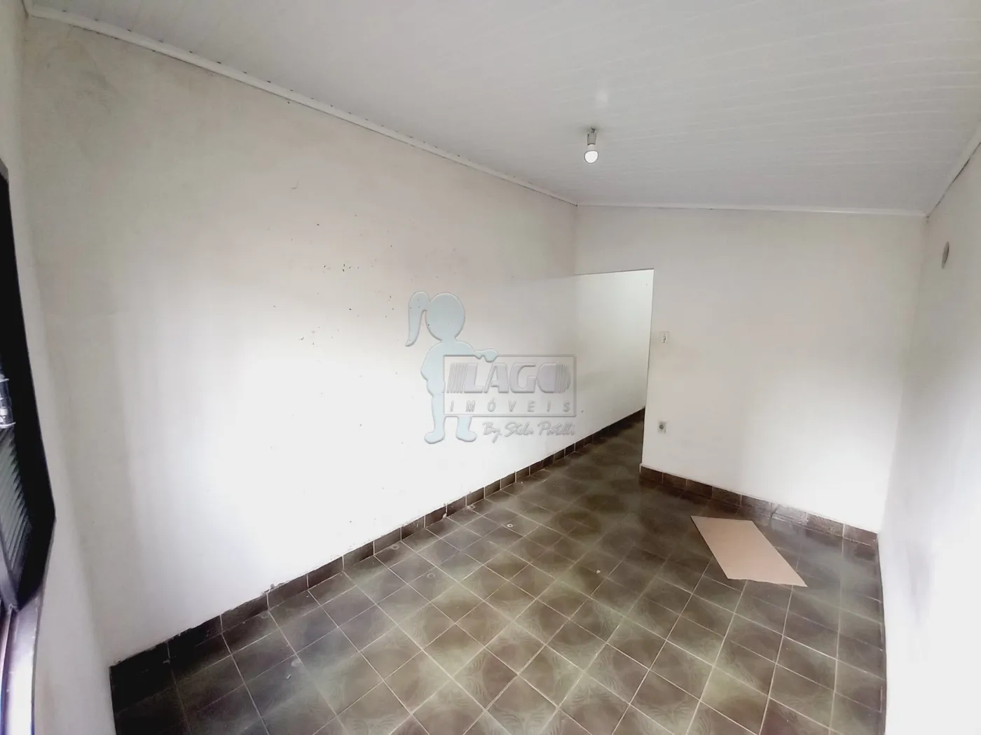 Alugar Casa / Padrão em Ribeirão Preto R$ 600,00 - Foto 1