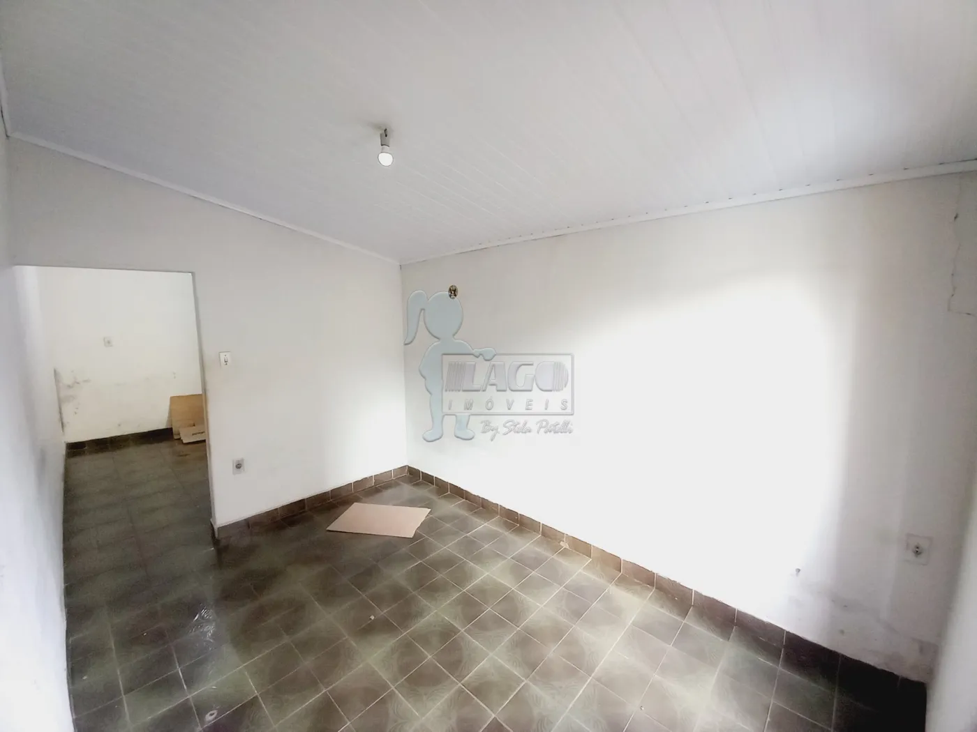 Alugar Casa / Padrão em Ribeirão Preto R$ 600,00 - Foto 2