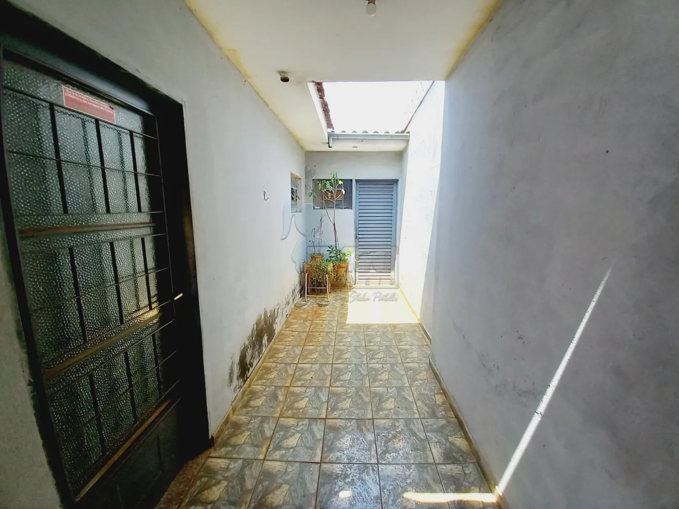 Alugar Casa / Padrão em Ribeirão Preto R$ 1.700,00 - Foto 11